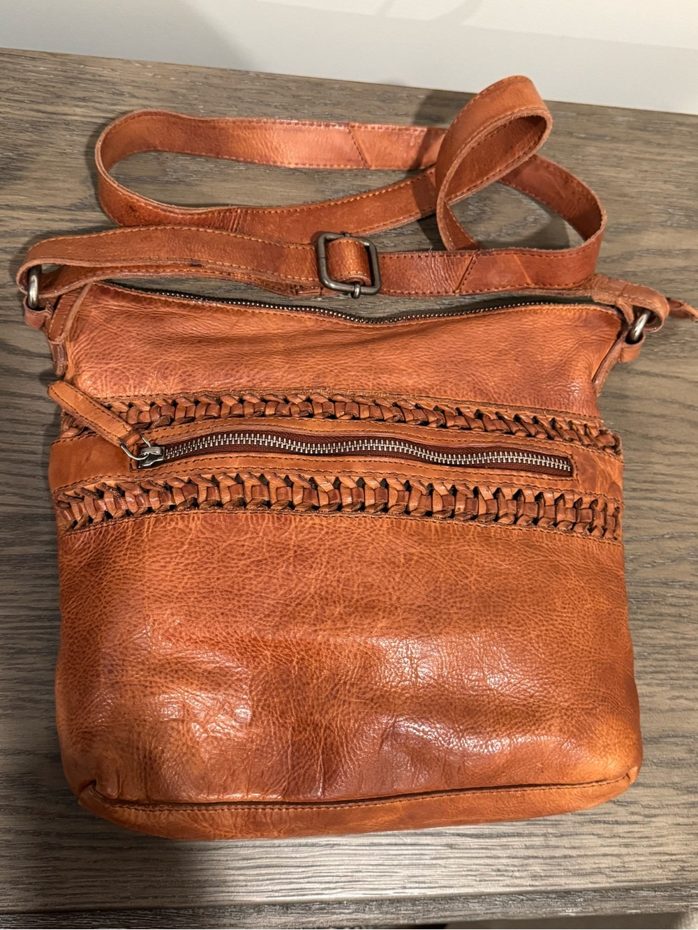 Vilencia Holland Brown Woven Leather Crossbody Bag